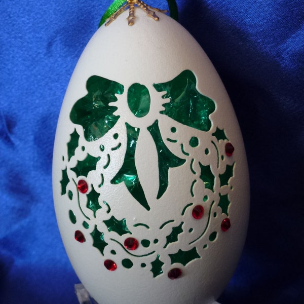 Hand-Carved Goose Egg: Christmas Wreath (#38)