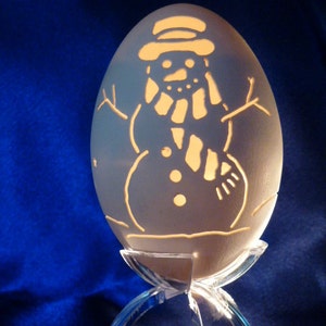 Hand-Carved Goose Egg: Frosty Snowman (#33)