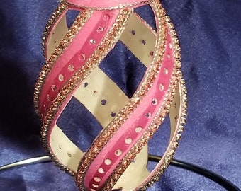 Hand-Carved Goose Egg: Pink Diamond Spiral (#75)