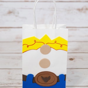 11 Toy Story foam party bags image 3