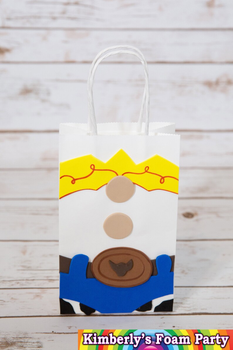 11 Toy Story foam party bags image 3