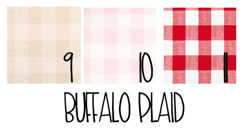 Puede incluir: Tres muestras de tela de cuadros de b&uacute;falo en diferentes colores: beige, rosa y rojo. La tela est&aacute; etiquetada con los n&uacute;meros 9, 10 y 11.