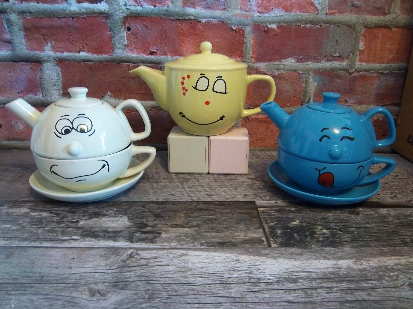 Vintage Fun Teapots / Teapot duo / Joyful Face Teapot /Fun Etsy