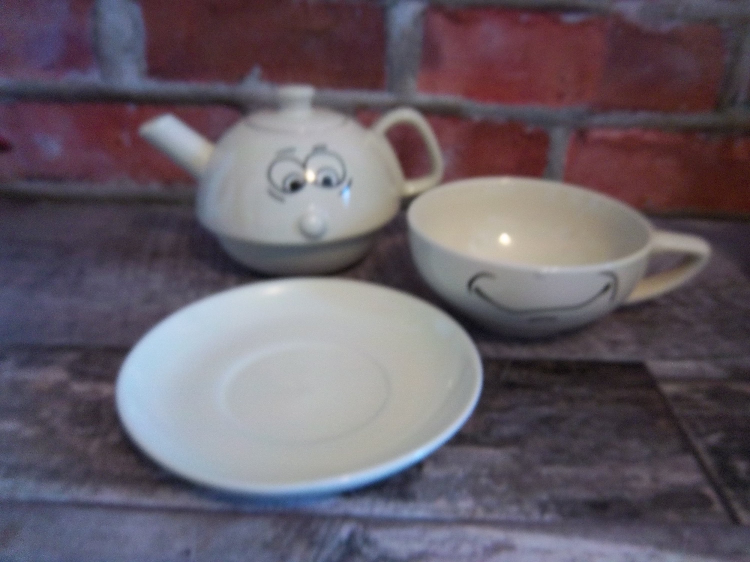 Vintage Fun Teapots / Teapot duo / Joyful Face Teapot /Fun Etsy