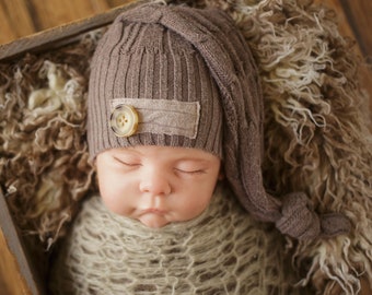 Newborn Hat, Brown Newborn Hat with Patch and Button, Brown Cable Knit Sleepy Cap, Newborn Photo Prop, Newborn Boy Hat, Newborn Photography