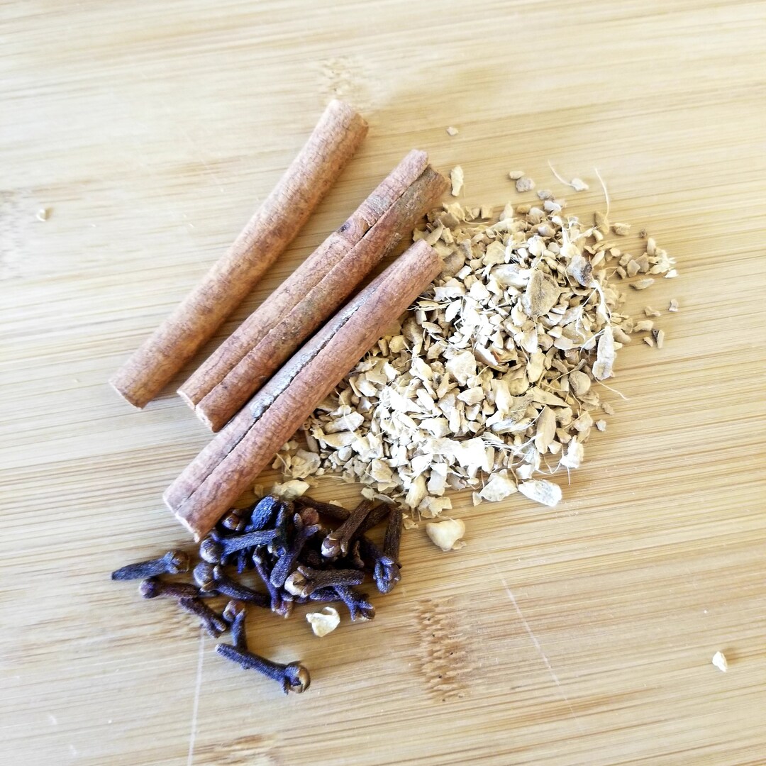 Organic Elderberry Syrup Spices Whole Dried Cinnamon Sticks, Ginger