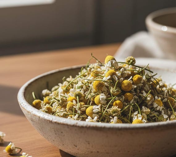 Organic Dried Chamomile Flowers - Multiple / Bulk Sizes Available