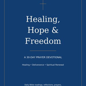 Może przedstawiać: Ciemnoniebieska okładka książki z cienką złotą obwódką. Tekst brzmi: ZEEDORA, symbol krzyża, Healing, Hope & Freedom, A 30-DAY PRAYER DEVOTIONAL, Healing • Deliverance • Spiritual Renewal oraz Daily Bible readings, reflections, prayers, and guided journaling.