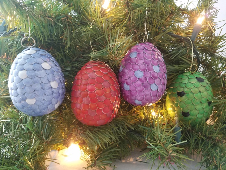 Verde a luz verde dragón huevo ornamento de árbol de Navidad Etsy