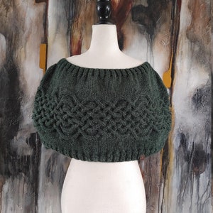KNIT CAPELET PATTERN Celtic Knit Capelet Pattern, Capelet Style Sweater Pattern, Poncho Knit Pattern, Digital Instant Download