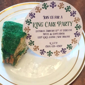 Glittery Mardi Gras Fleur de Lis Die Cut Circle Invitation- Set of 25