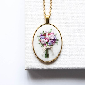 Embroidered Bouquet Necklace, Violet Flowers Embroidery Pendant, Personalized Bridesmaid Gift, Mother&#39;s Day Gift, Wedding Anniversary