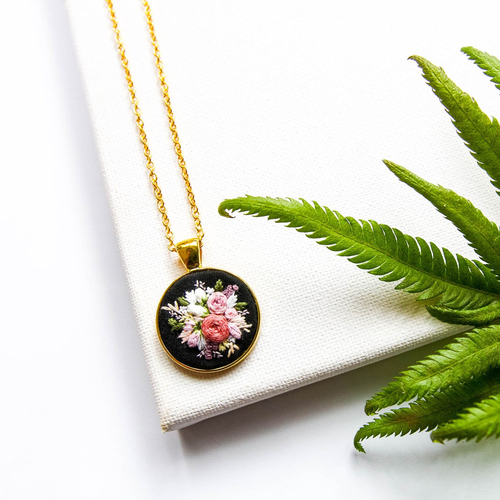 Embroidered Flower Necklace Floral Hand Embroidery Statement Etsy