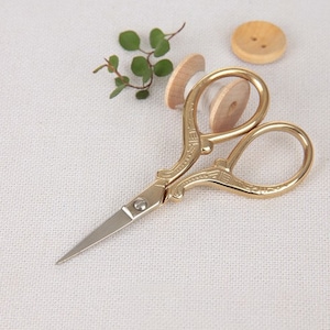 Retro Stainless Steel Scissors: Style 9
