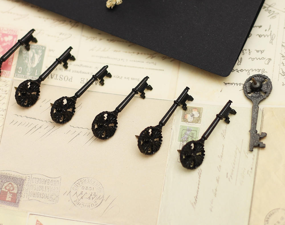 Vintage Key Push Pins Ver 3 - Bronze Zinc Alloy Push Pin - Thumbtack ...