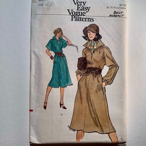 70s Vogue 9292 Pattern Misses&#39; Pullover Dress // Size 12 Bust 34 Factory Folded FF
