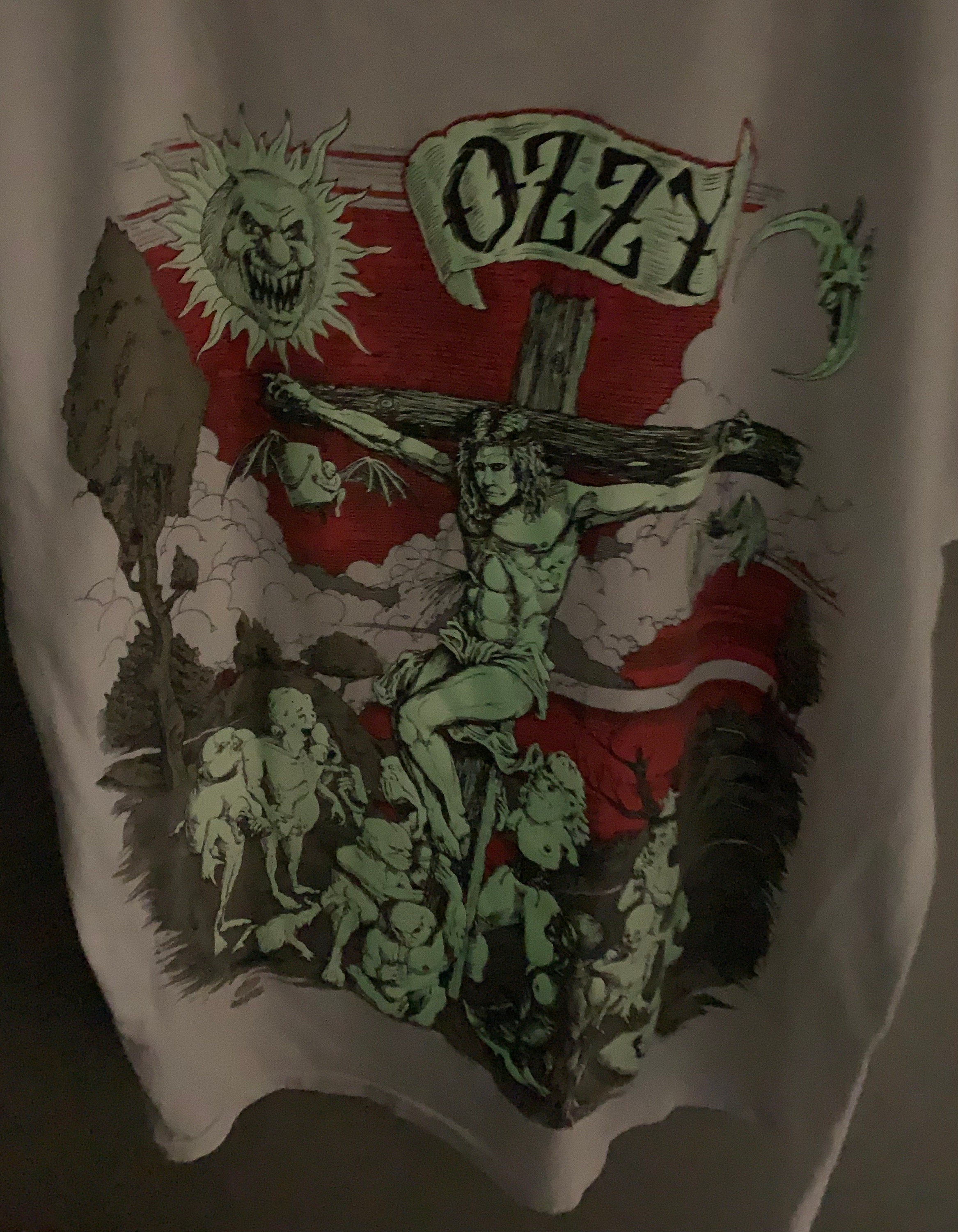 1990 Ozzy Osbourne Crucifixion Concert Tee Glow in the Dark 90/91