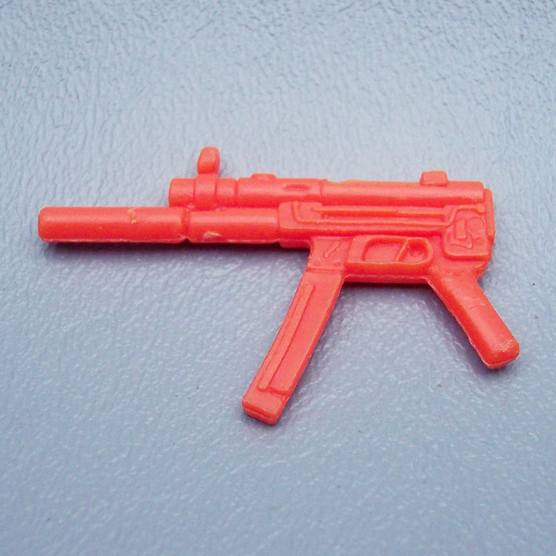 GI Joe accessory//weapon//gun//backpack//missile vintage original replacement parts