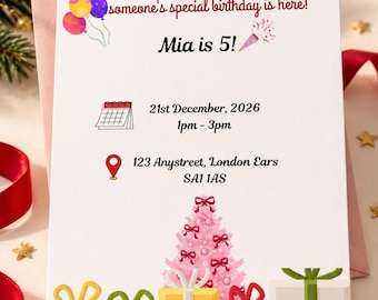 Può includere: Un invito di compleanno bianco con palloncini colorati, un albero di Natale rosa con fiocchi e pacchetti regalo. Il testo recita: Twice the sparkle, twice the cheer — someone's special birthday is here! Mia is 5! 21st December, 2026, 1pm - 3pm, 123 Anystreet, London Ears SA1 1AS.