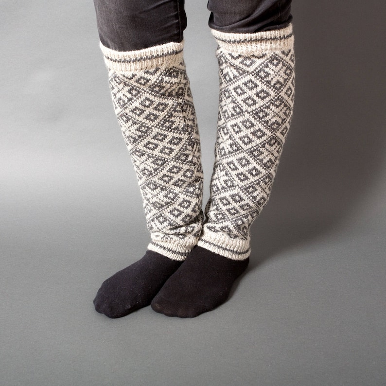 Black red leggings Leg warmers women Gift for her Hygge scandinavian Eco-friendly Handmade leggings Leggings for dancer Wool leggings
