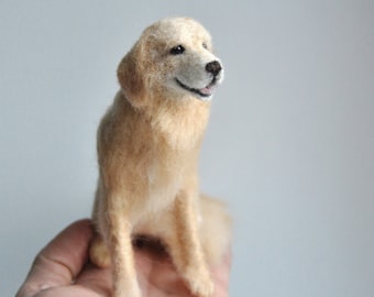 Needle Felted Dog, Custom Made Dog Portrait, Golden or Labrador Retriever or any other breed - made to order