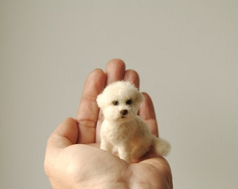 Custom Made Pet Portrait, SMALL SIZE, Needle Felted Dog, Goldendoodle or Retriever or any other breed