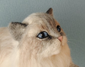 Needle Felted Himalayan Cat, Custom Made 3D Cat Portrait, Handmade Pet Sculpture, Commemorative Pet Portrait - made to order