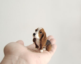 Custom Pet Portrait, SMALL SIZE, Personalized Felt Miniature Dog: Basset Hound or any other dog breed