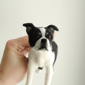 Gefilzter Boston Terrier, Tierportrait nach Maß, Gefilzter Hund, Handgemachtes Tier - auf Bestellung