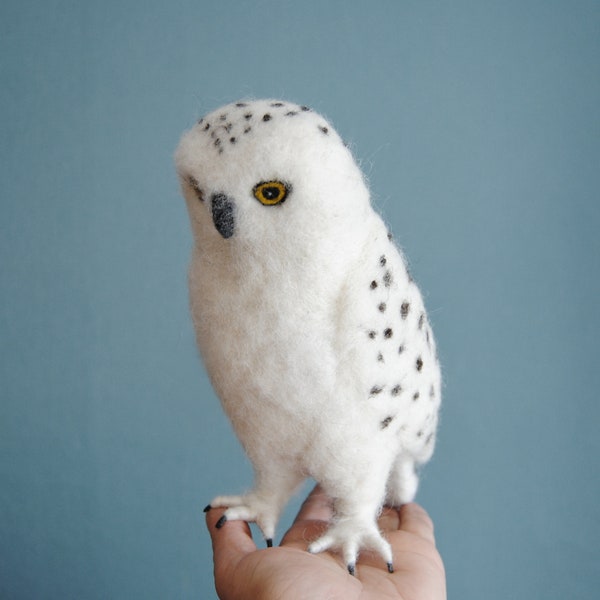 Needle Felted Snowy Owl, Arctic Owl, Handmade Soft Sculpture, Bird Faux Taxidermy - READY TO SHIP