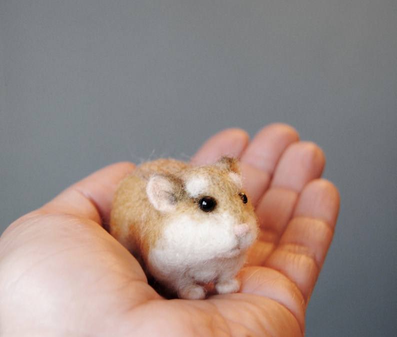 Custom Realistic Hamster, Needle Felted Animal, Handmade 3D Pet Portrait made to order image 9