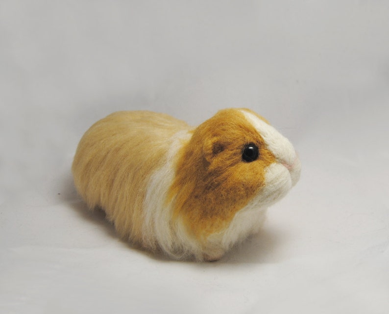 Custom Made Guinea Pig, Needle Felted Short Haired Guinea Pig, Pet Sculpture, Commemorative Pet Portrait image 6