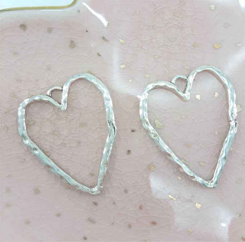 With loop Shank Pack of 2 Rustic Hammered Flat Heart Pendants in Silver Tone