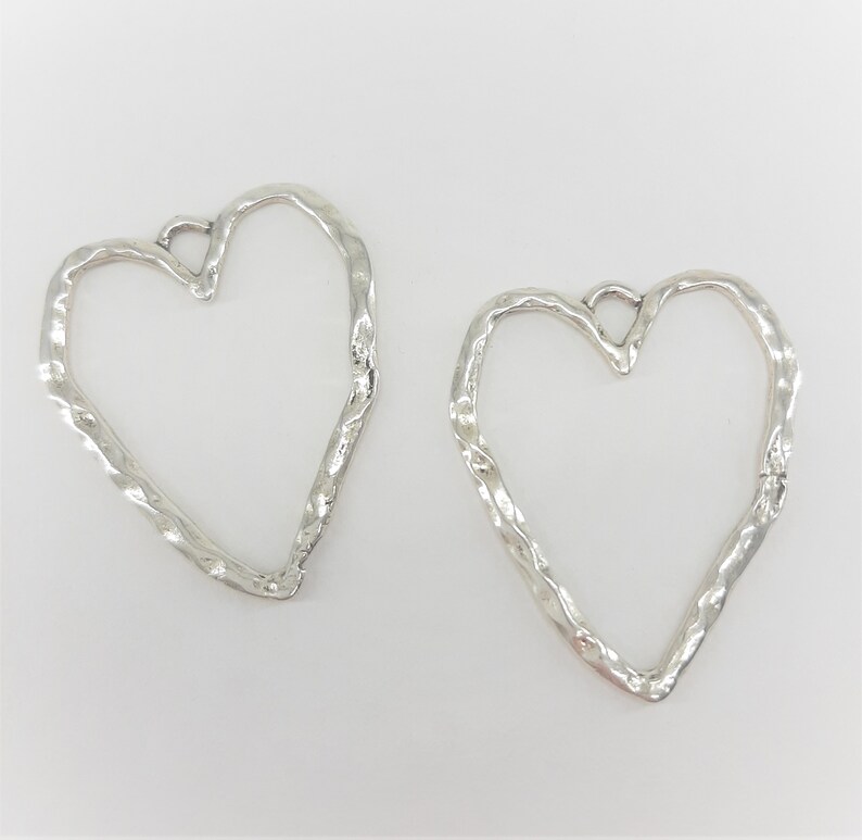 With loop Shank Pack of 2 Rustic Hammered Flat Heart Pendants in Silver Tone