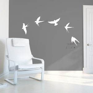 Flying birds vinyl decal. White swallows vinyl decals. Birds wall art stickers. Flying birds wall stickers. 5 swallows decals. Flying flock