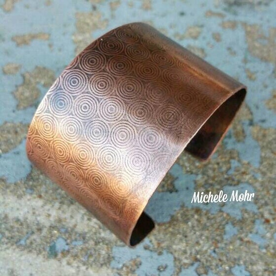 Bullseye Textured 2" Wide Copper Cuff