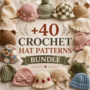 Puede incluir: Una colección de varios gorros de ganchillo dispuestos en círculo, con diversos colores, texturas y diseños como lazos, flores y orejas de animales. El texto central dice +40 CROCHET HAT PATTERNS BUNDLE en letras marrones.