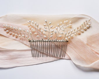 Fern Hair Comb, Bridal Haircomb, Bridal Headpiece, Pearl Haircomb, Pearl Hair Accessories, Silver, Gold, Rose Gold.