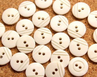 8 Sweet Smiley Face Assorted Colors Realistic Shank Buttons 3//4/" Diameter