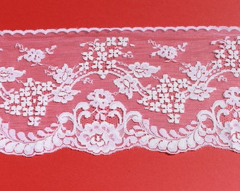 ~ VTG  White & Pink 5 inch WIDE ~ 2 YDS  Flat Lace ~ Pretty 