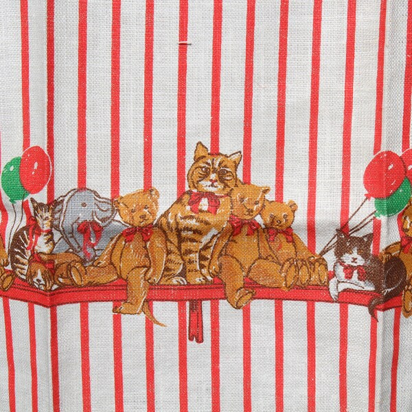 Kitten Teddy Bear Linen Tea Towel by Gordon Fraser, Cat Lover, Elephant, New England, Unused NOS Mod Kitchen Home Decor