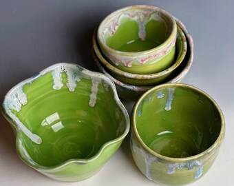Handmade Green Ceramic Trinket Bowl: Small Pottery Snack Dish