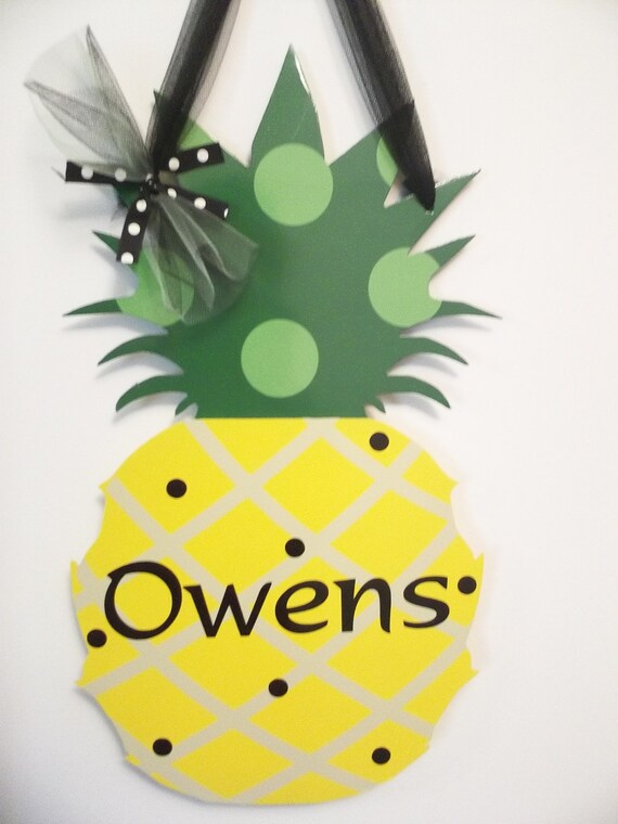 Items similar to Pineapple Sign on Etsy