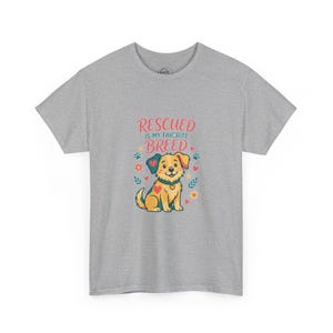 Rescued Is My Favorite Breed Shirt, Dog Rescue T-Shirt, Adopt Dont Shop Tee, Rescue Mom Gift, Shelter Dog Shirt afbeelding 3
