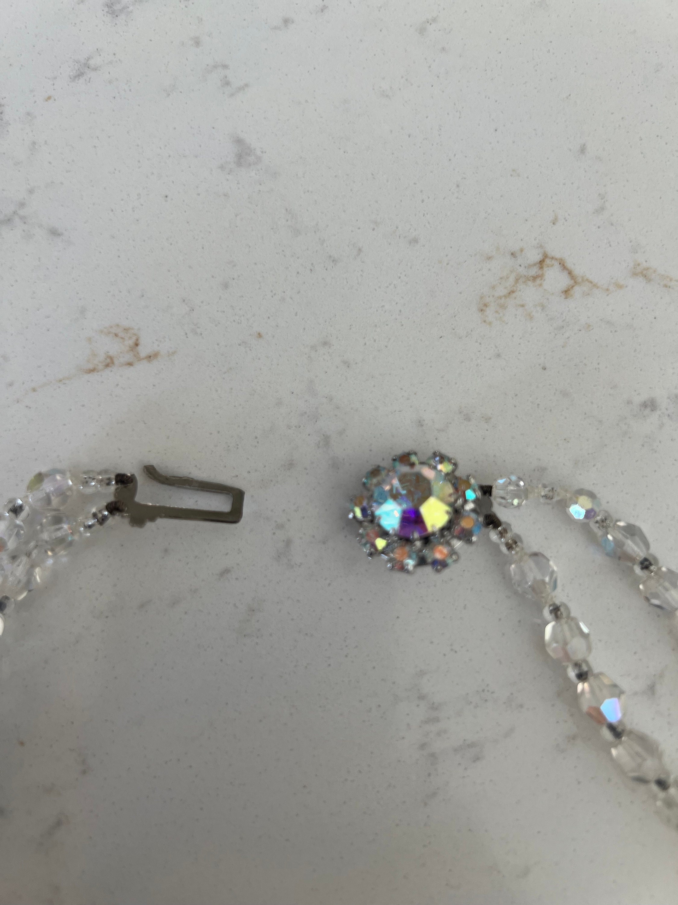 Ancien Collier à Facettes Irisées Multicolore - 2 Rangs - Occasion Vintage