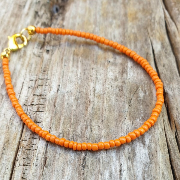 orange bracelet | burnt orange | autumn colours | gold clasp