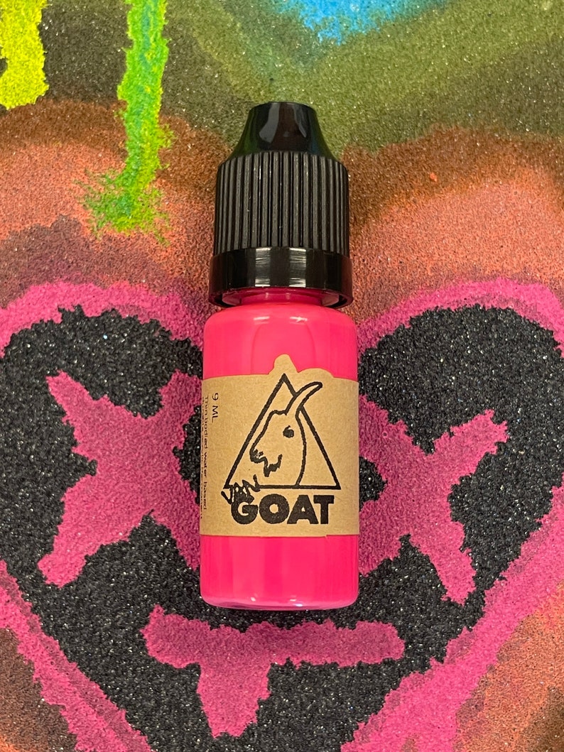 Neon Magenta CUSTOMIZING PAINT Plus Marker Nibs, Skateboards, Graffiti