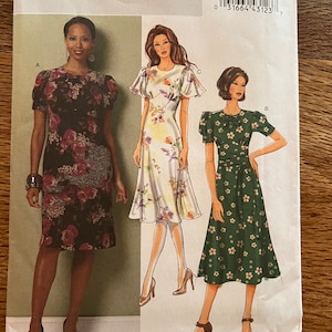 Butterrick Dress sewing pattern, B5417 size FF 16-22