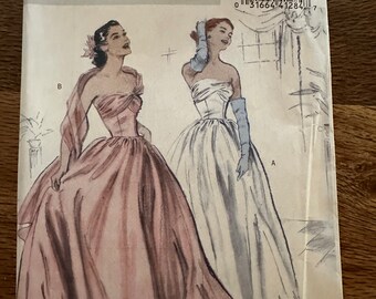B4918 Butterick Retro 1952 Ball Gown Sewing Pattern size 14-20