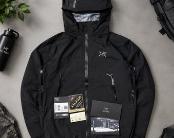Arcteryx Beta AR Black Jacket | Gore-Tex Pro Shell | Waterproof Hiking Raincoat | Men's